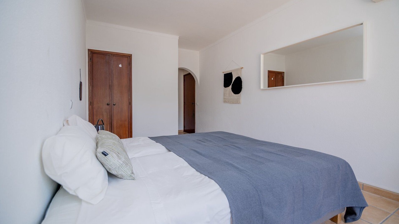 Photo of Bedroom in Vale de Centianes