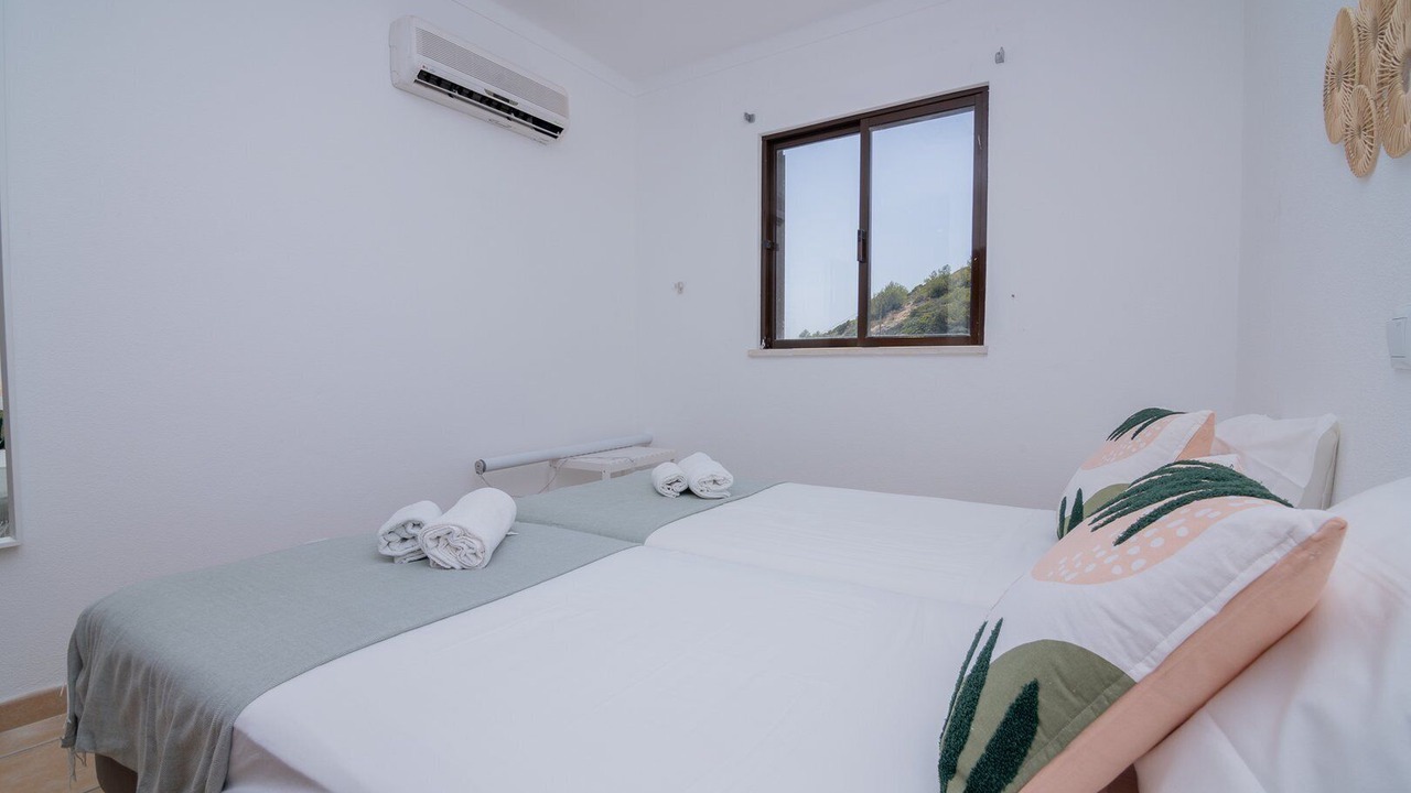 Photo of Bedroom in Vale de Centianes