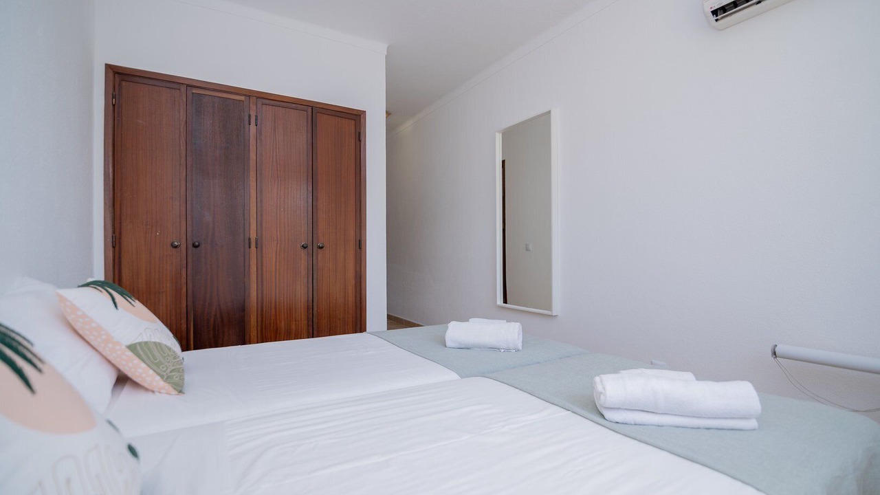 Photo of Bedroom in Vale de Centianes