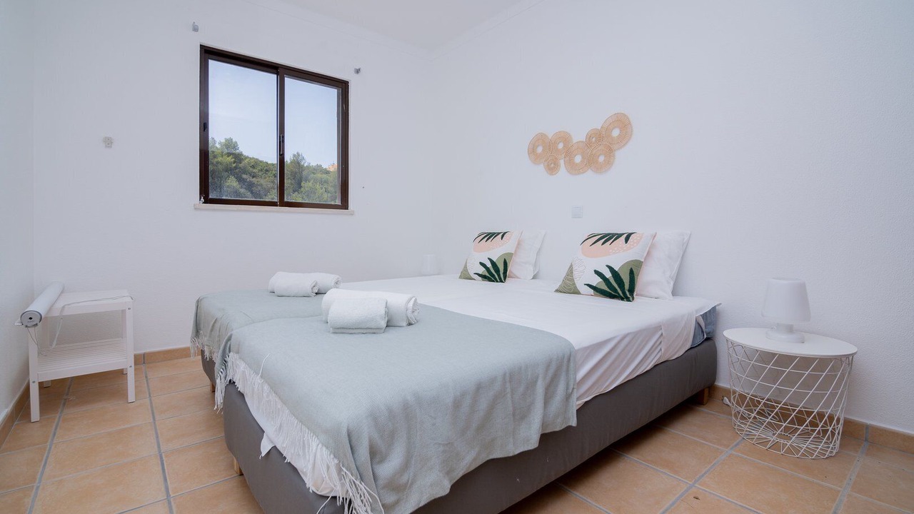 Photo of Bedroom in Vale de Centianes