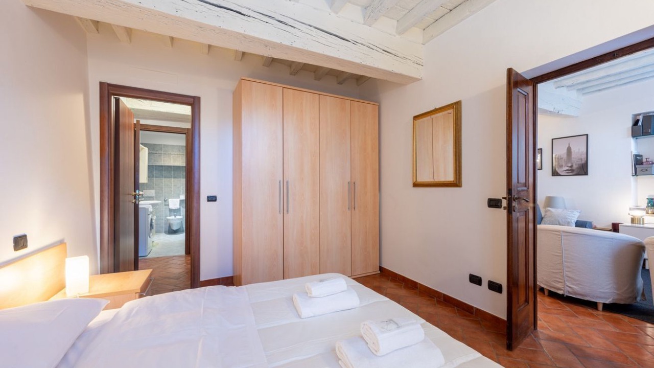 Photo of Bedroom in Parma City Centre