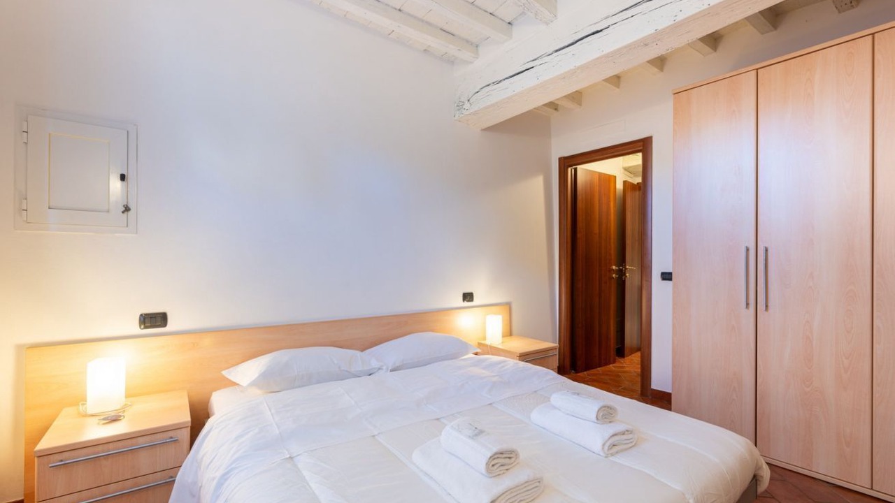 Photo of Bedroom in Parma City Centre