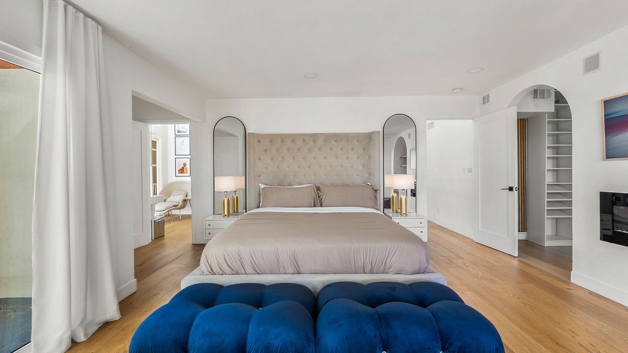 Photo of Bedroom in Crenshaw