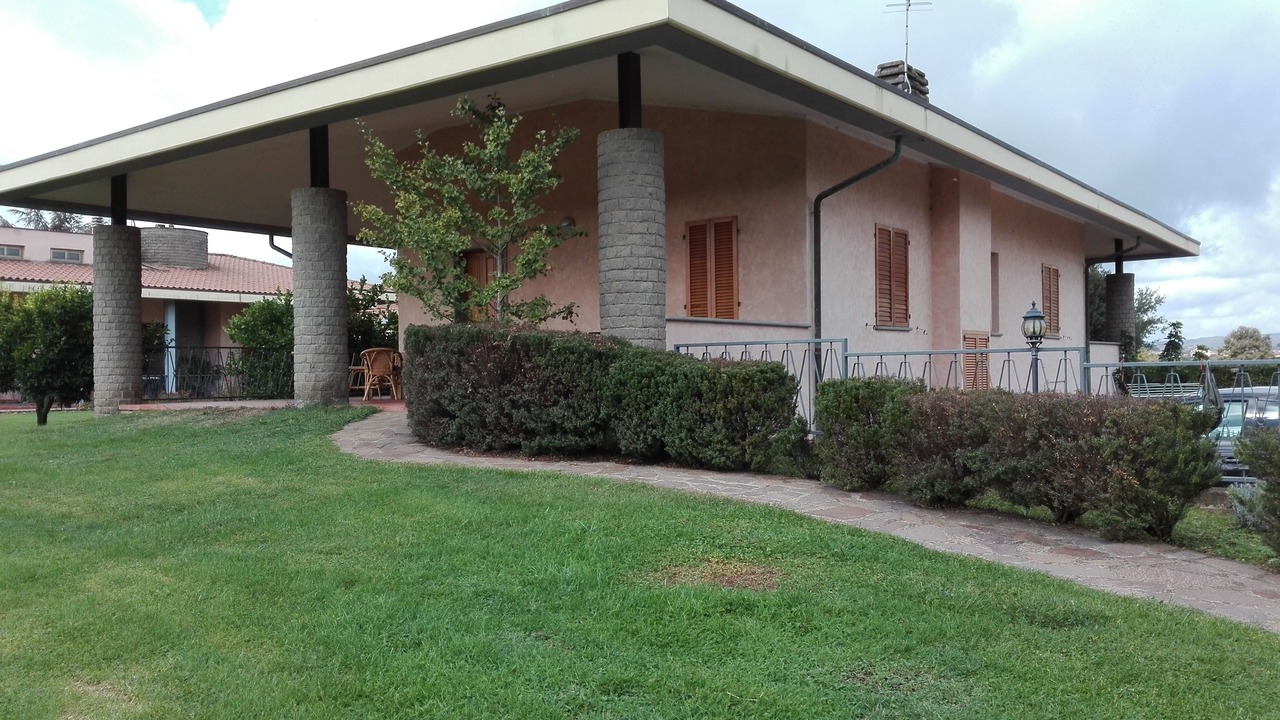 Photo of Outdoor in Lake Bracciano