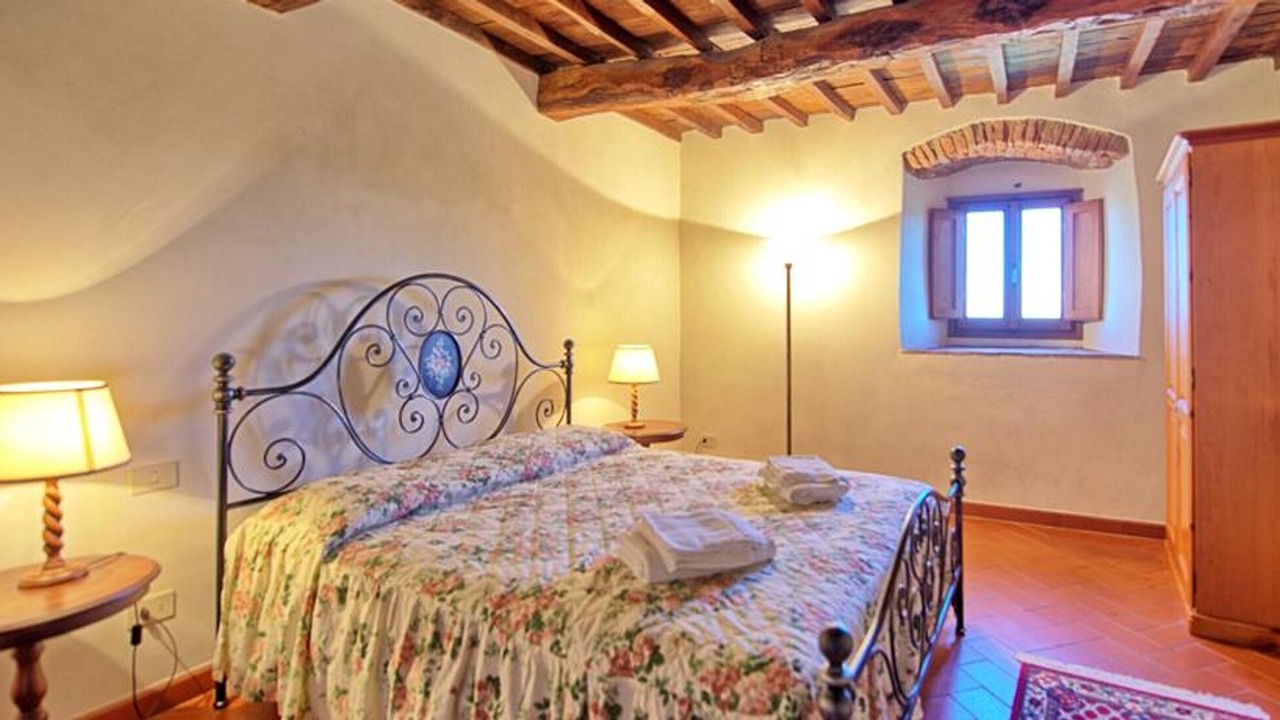 Photo of Bedroom in San Casciano in Val di Pesa