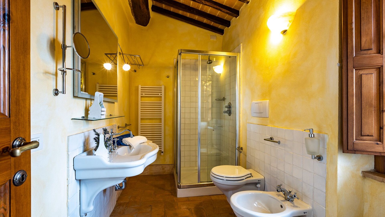 Photo of Bathroom in Cetona