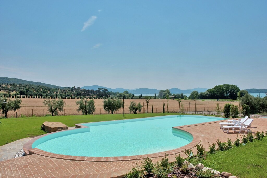 Photo of Others in Monte del Lago