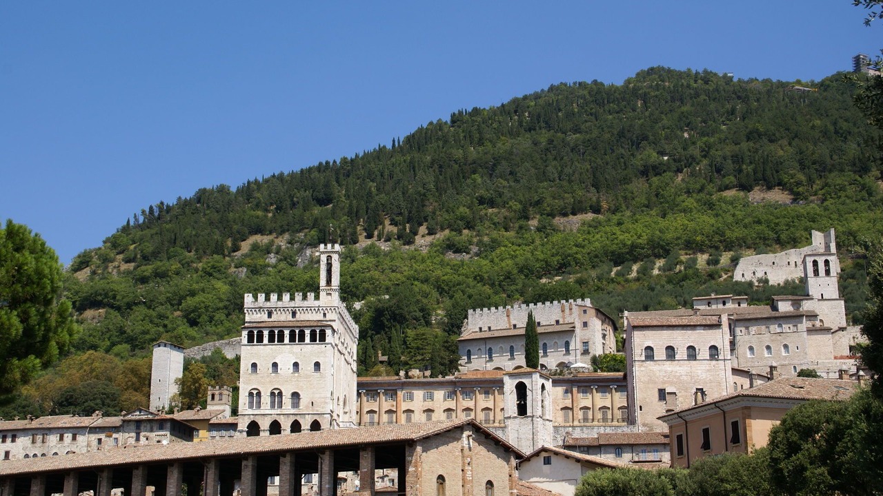 Photo of Others in Montone