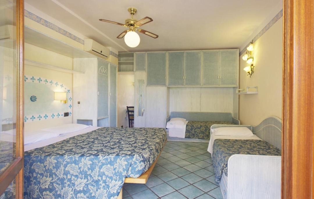 Photo of Bedroom in Marina di Campo