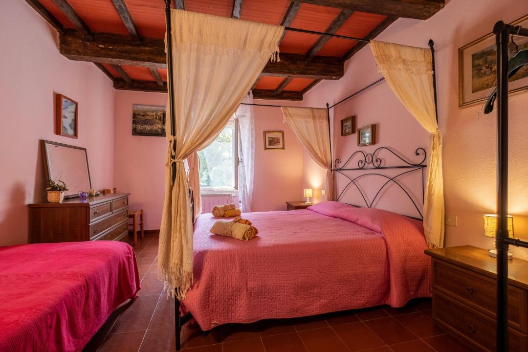 Photo of Bedroom in Magliano in Toscana