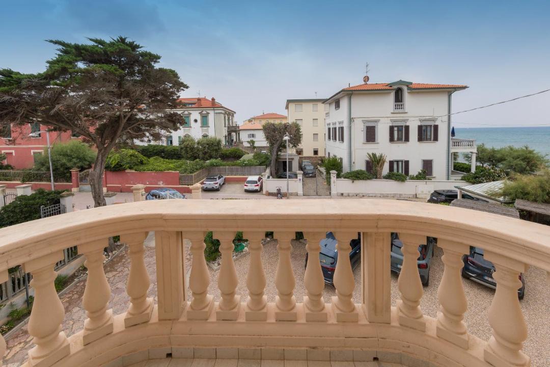 Photo of Others in San Vincenzo
