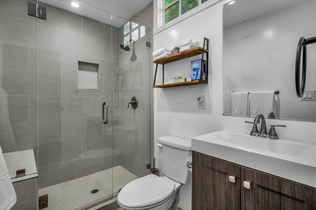 Photo of Bathroom in Mid City