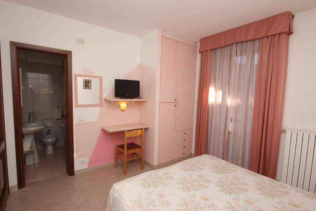 Photo of Bedroom in Imperia