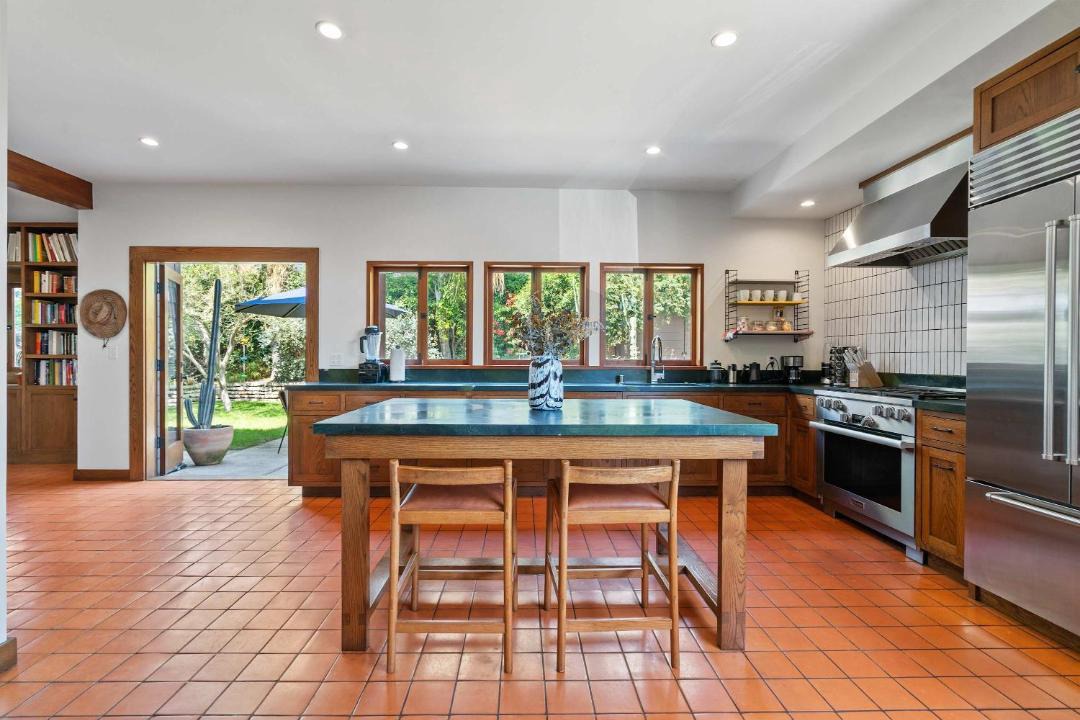 Photo of Kitchen in Mid City