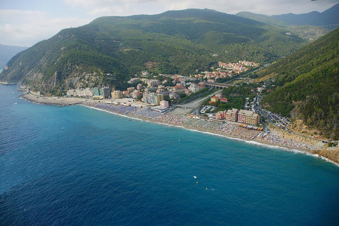 Photo of Others in Deiva Marina