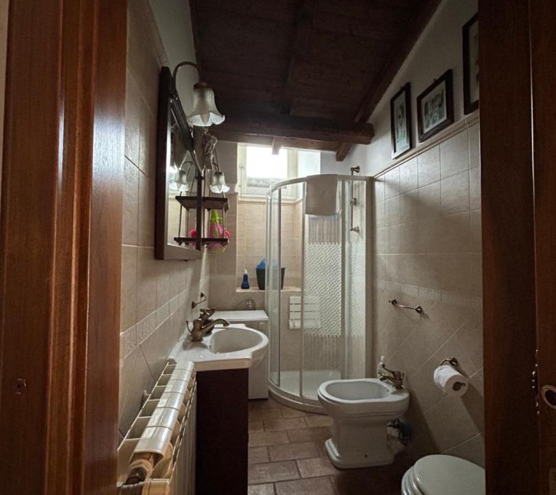 Photo of Bathroom in Calascio