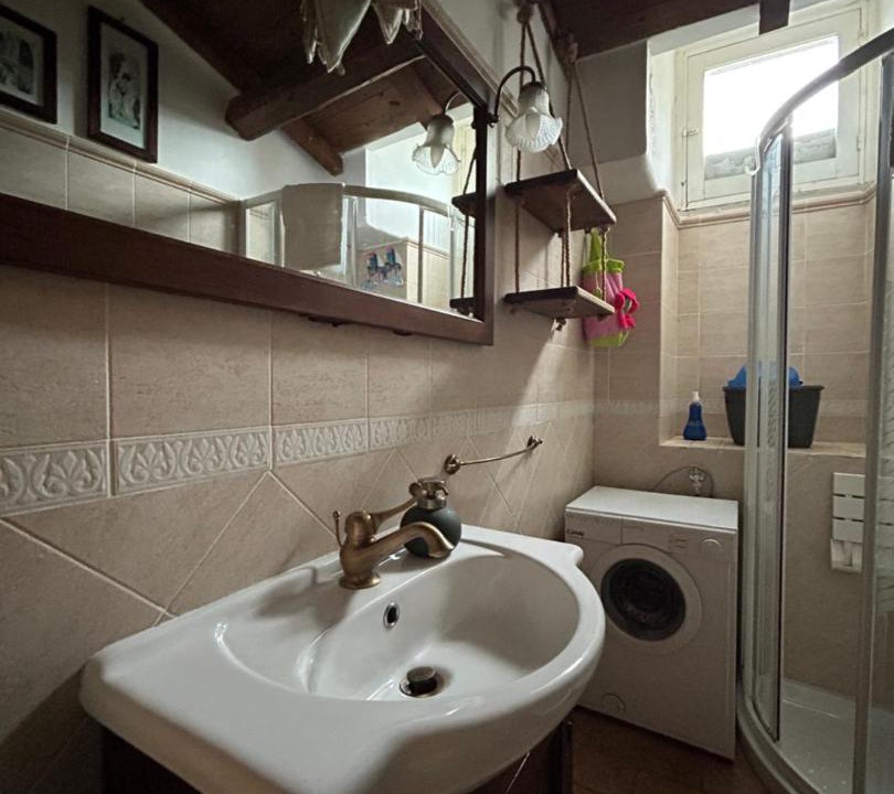Photo of Bathroom in Calascio