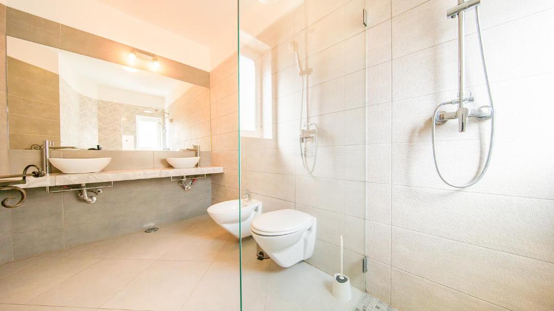 Photo of Bathroom in Vale de Centianes