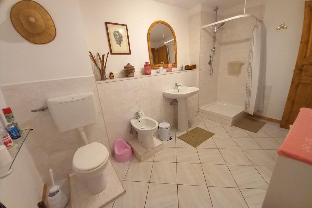 Photo of Bathroom in Favale di Malvaro