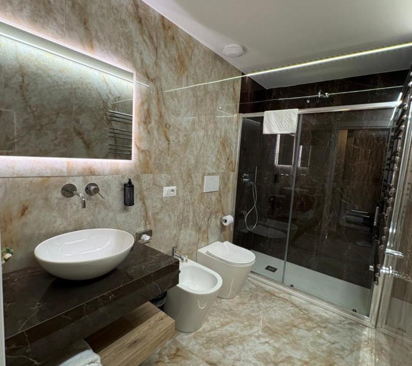 Photo of Bathroom in Tivoli