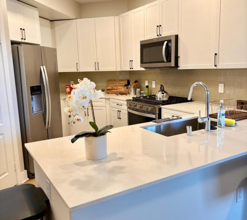Photo of Kitchen in Greater Wilshire - Hancock Park