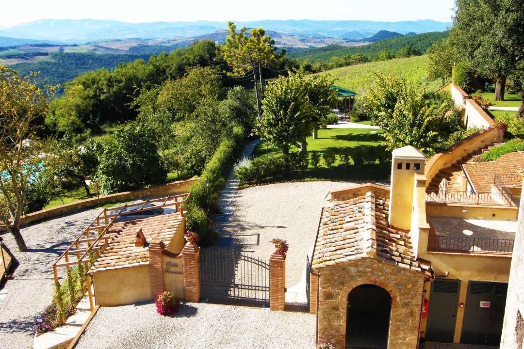 Photo of Others in Volterra