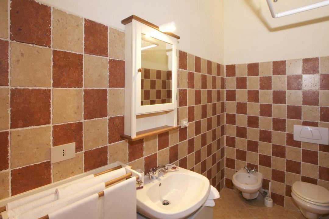 Photo of Bathroom in Torre A Castello