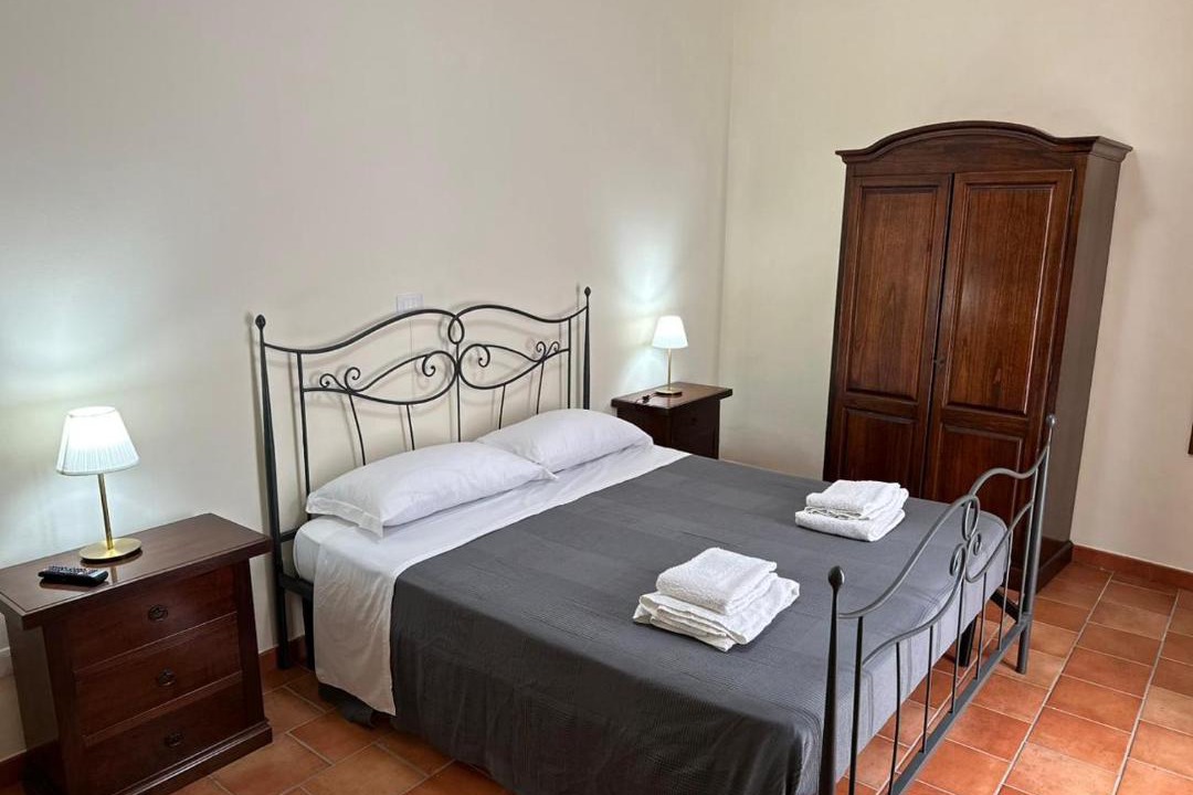Photo of Bedroom in Ocre