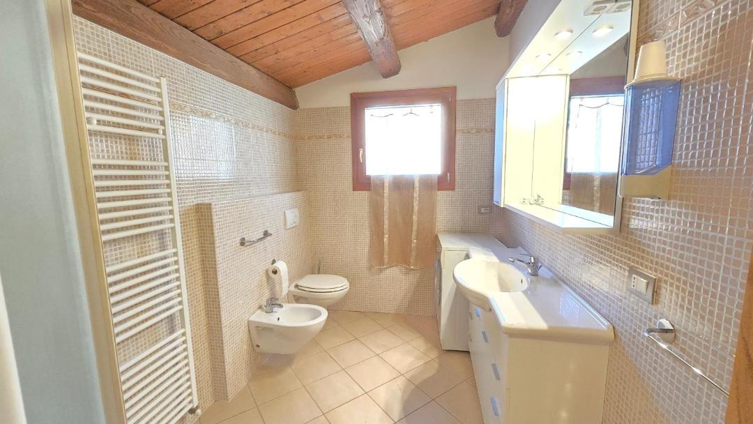 Photo of Bathroom in Raggio
