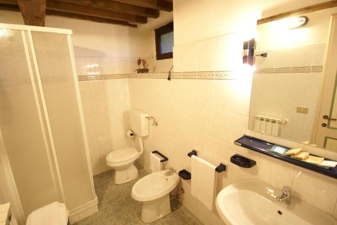 Photo of Bathroom in Fraccano