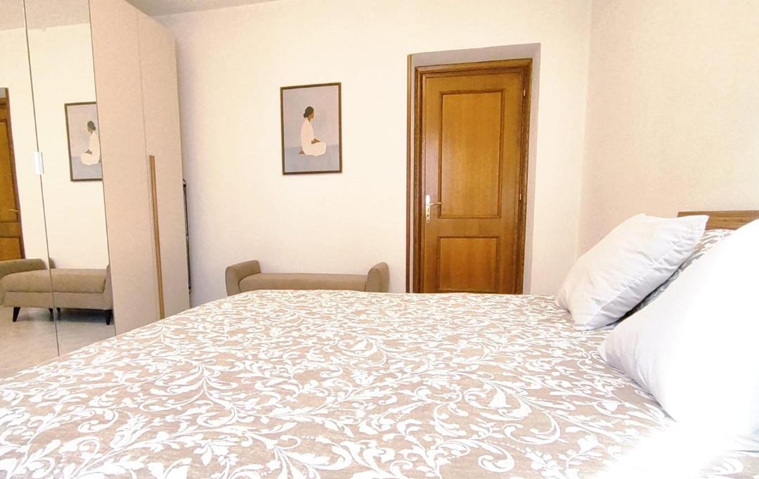 Photo of Bedroom in Santo Stefano di Magra