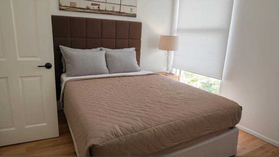 Photo of Bedroom in Sawtelle