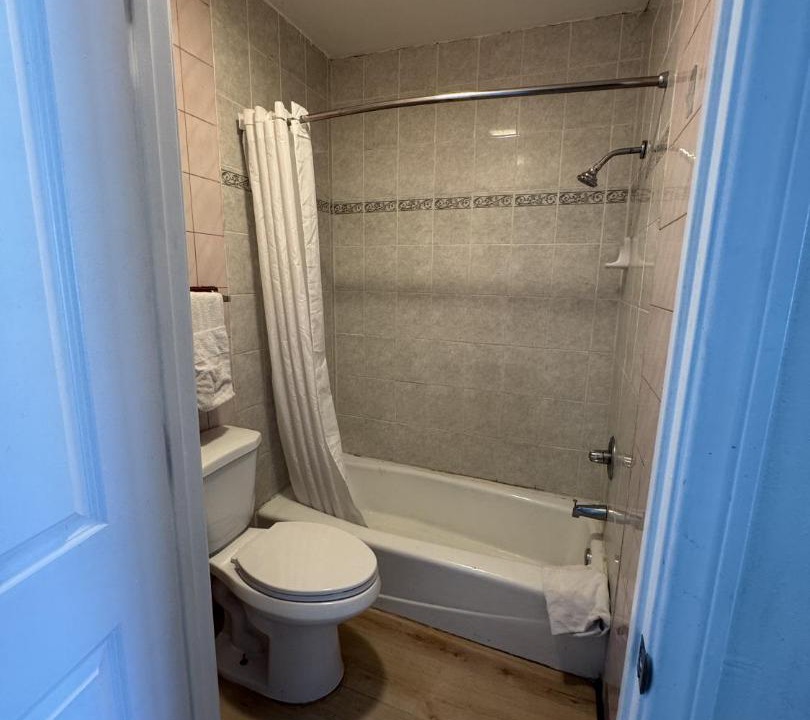 Photo of Bathroom in North Long Beach