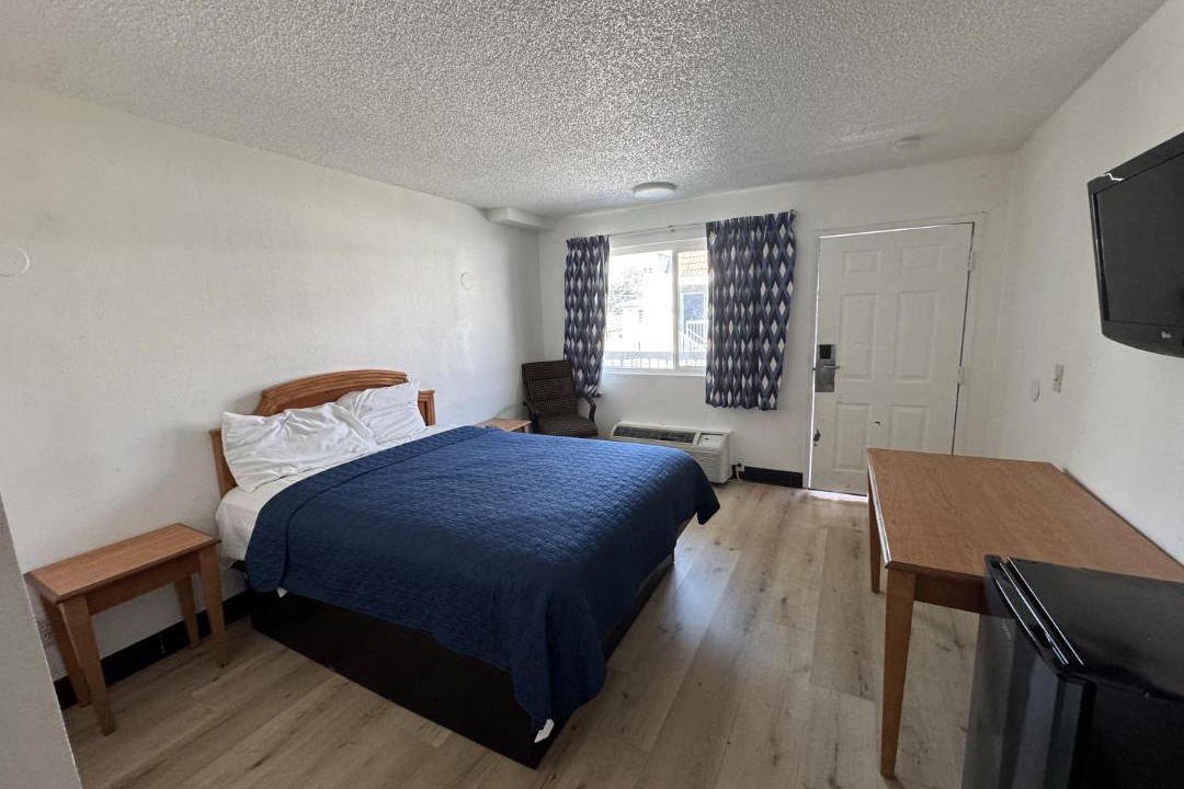 Photo of Bedroom in North Long Beach
