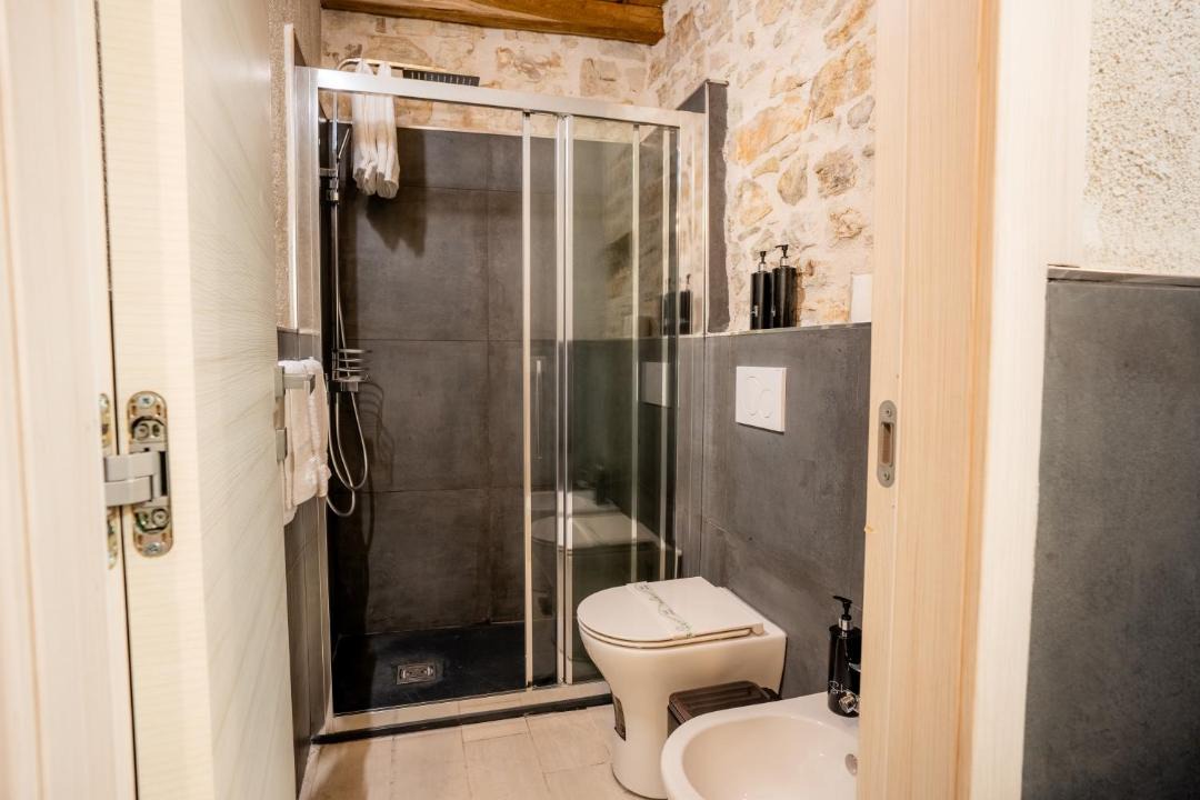 Photo of Bathroom in Precetto