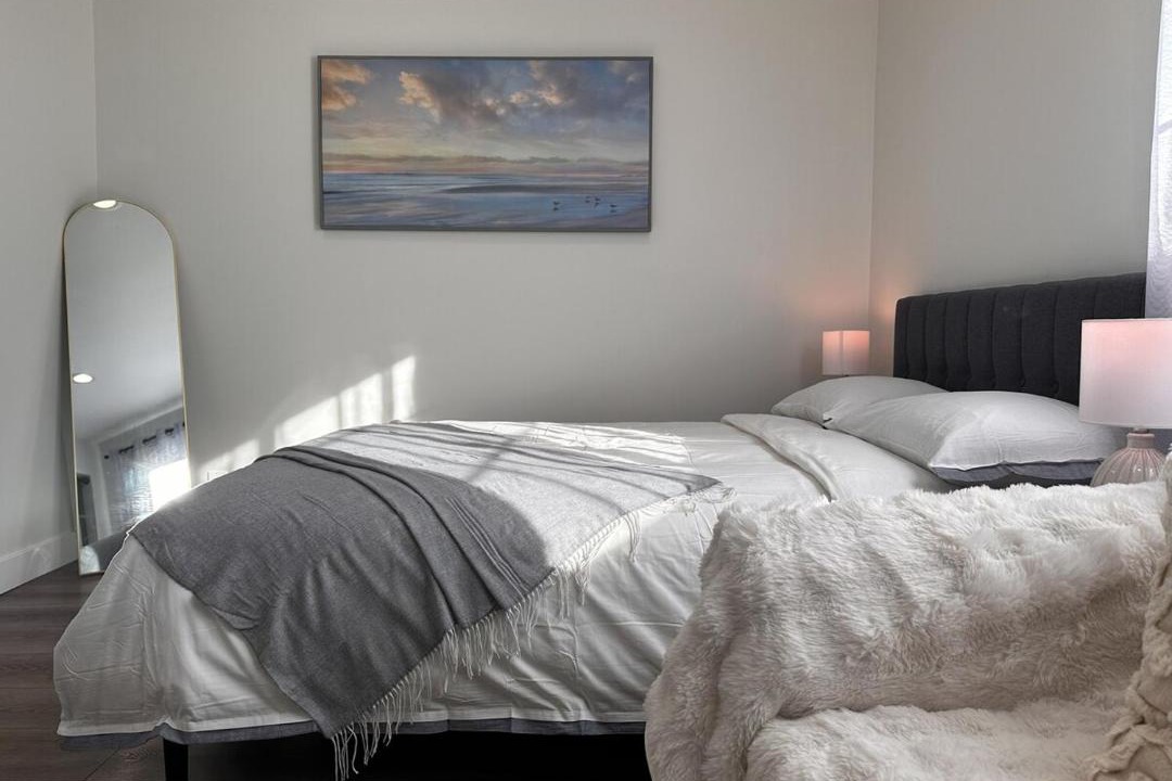 Photo of Bedroom in Del Aire