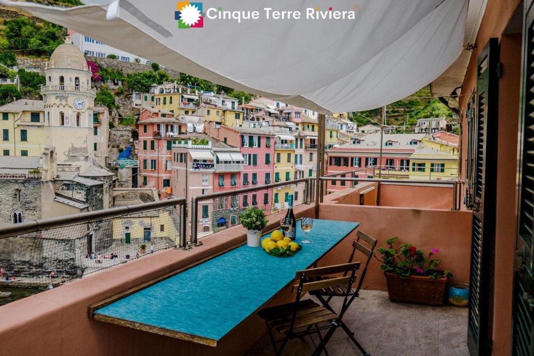 Photo of Others in Vernazza