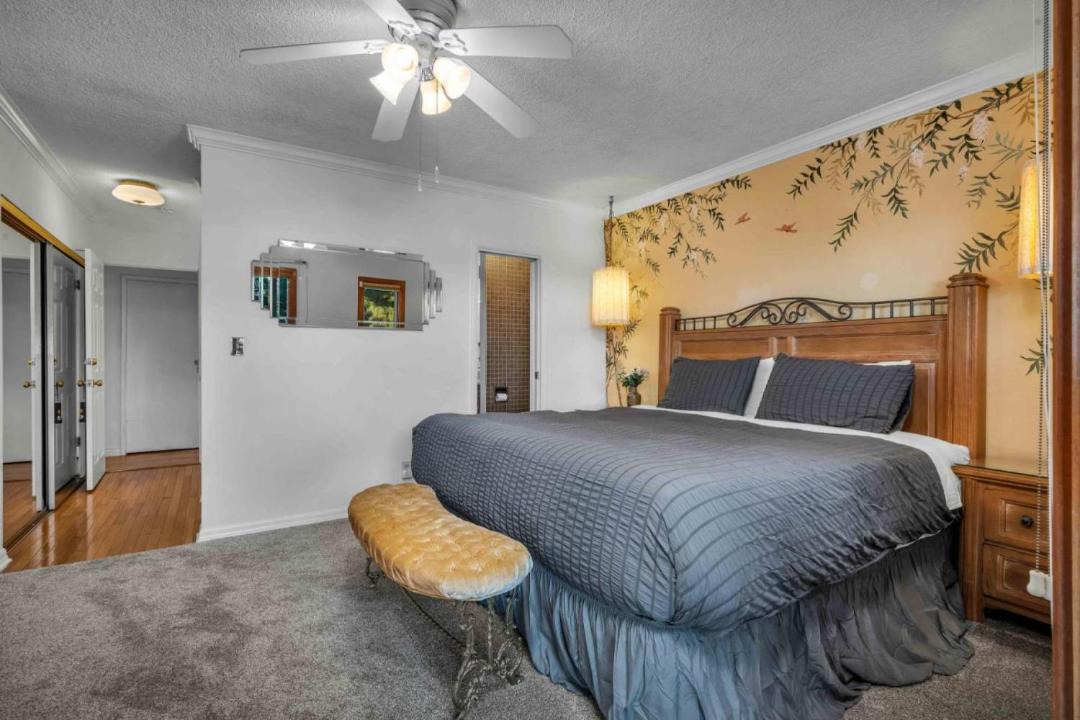 Photo of Bedroom in Hollywoodland