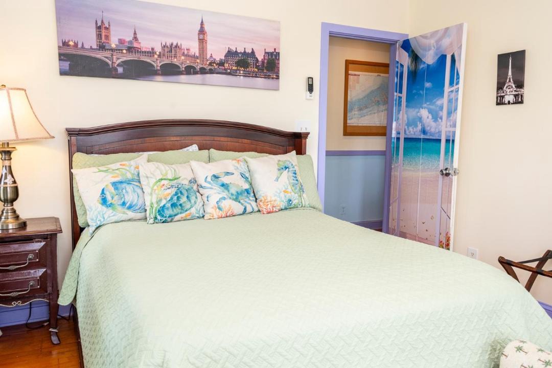Photo of Bedroom in Cudjoe Key