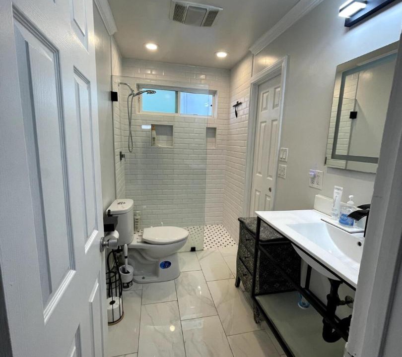 Photo of Bathroom in North Redondo