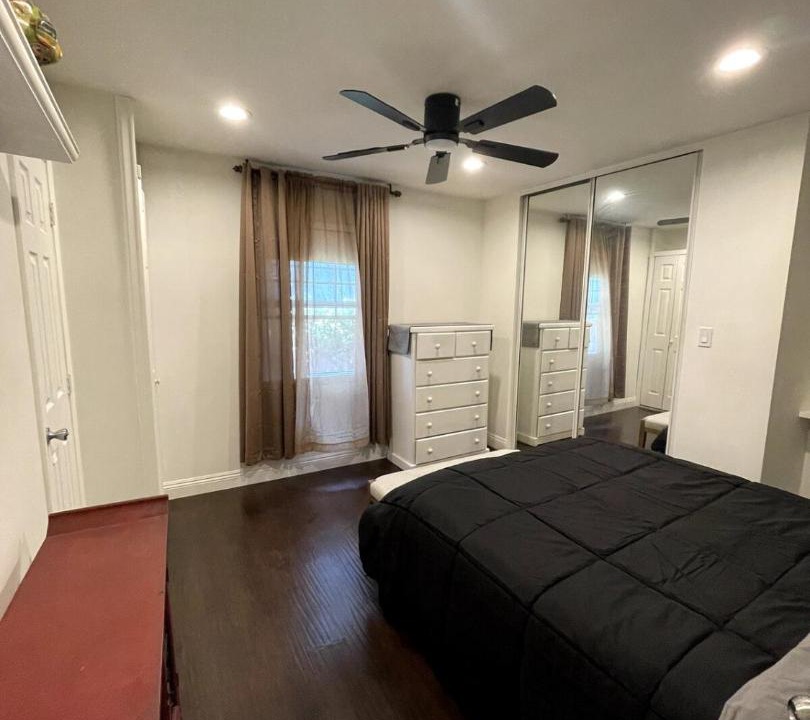 Photo of Bedroom in North Redondo
