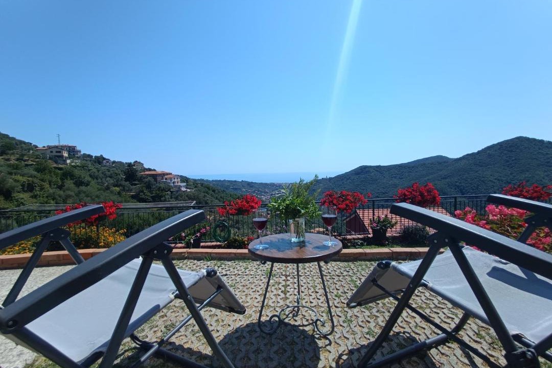 Photo of Patio Balcony in Aigo