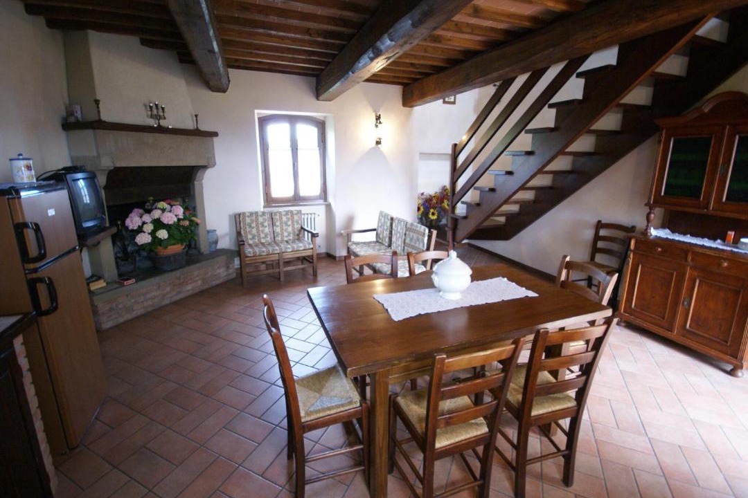 Photo of Others in Montone