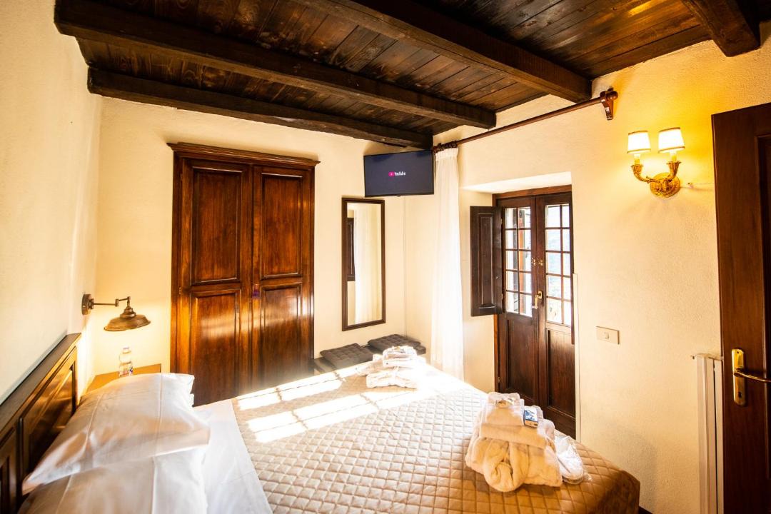 Photo of Others in Castelvecchio Calvisio