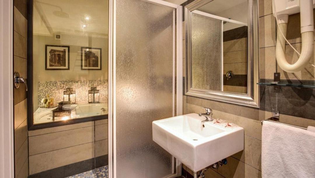 Photo of Bathroom in Tuscolano