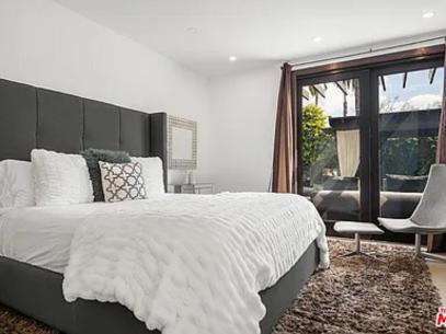 Photo of Bedroom in Beverly Grove