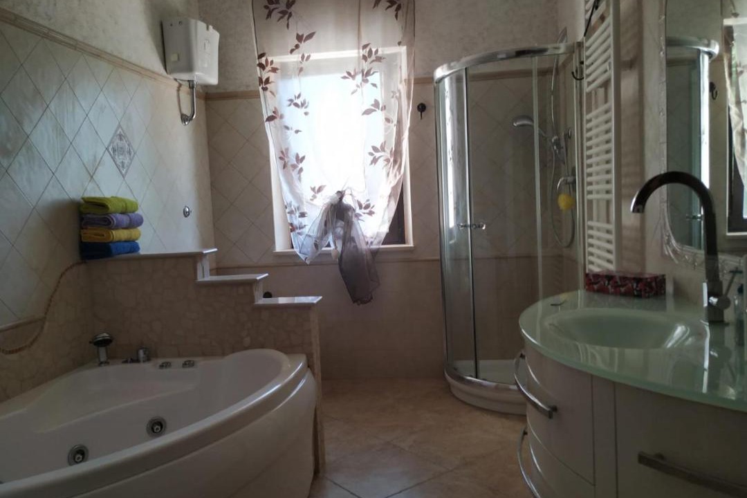 Photo of Bathroom in Vicoli