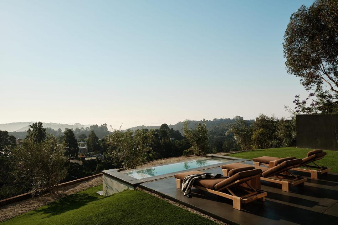 Photo of Others in Hollywood Hills