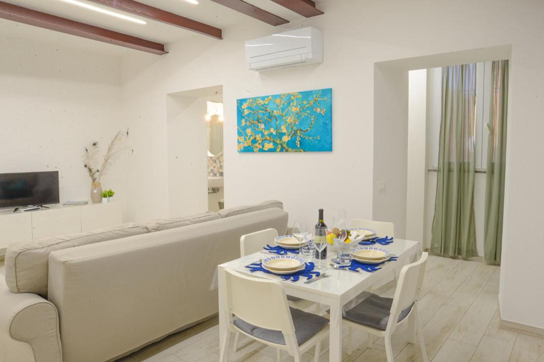 Photo of Others in Vado Ligure
