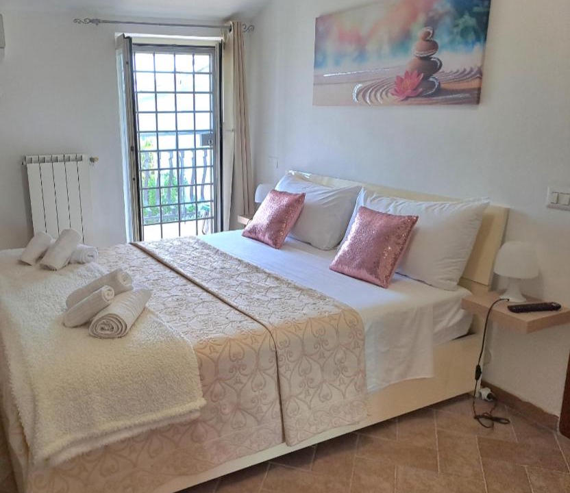 Photo of Bedroom in Lake Bracciano